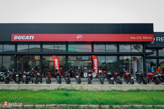 Ducati việt nam giới thiệu showroom mới và ra mắt streetfighter v4 - 1