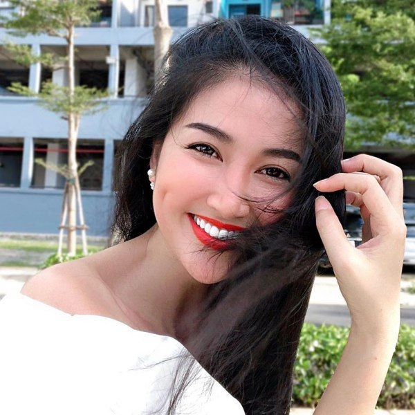 Dung mạo đẹp nao lòng nữ hoàng phim xưa còn sở hữu đặc điểm đắt giá trên gương mặt - 5