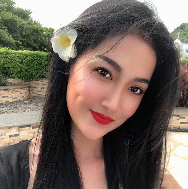 Dung mạo đẹp nao lòng nữ hoàng phim xưa còn sở hữu đặc điểm đắt giá trên gương mặt - 7
