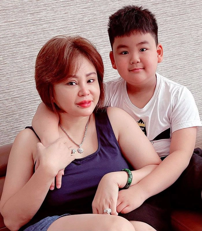 Dung nhan người chị thân thiết của trấn thành trước khi trở thành nữ hoàng dao kéo - 7