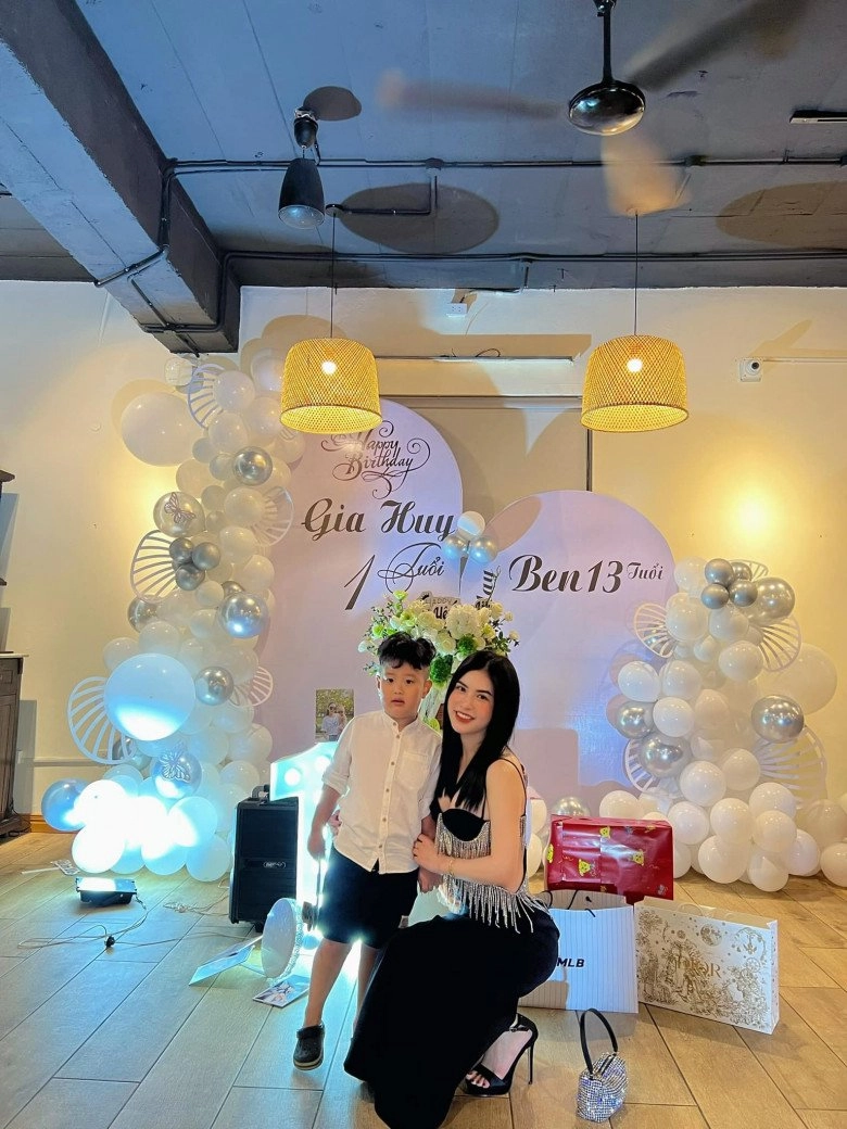 Được khen nuôi con khéo hậu ly hôn việt anh hotgirl hương trần mách cách nuôi con 5 tuổi cao gần nhất lớp - 6