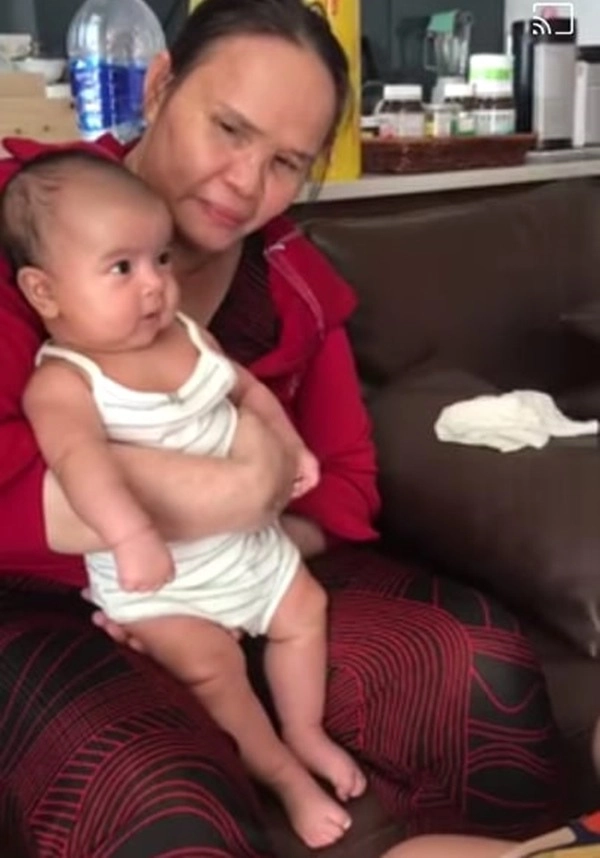 Được thai giáo trong bụng mẹ con gái võ hạ trâm chào đời có dấu hiệu thông minh bẩm sinh - 1