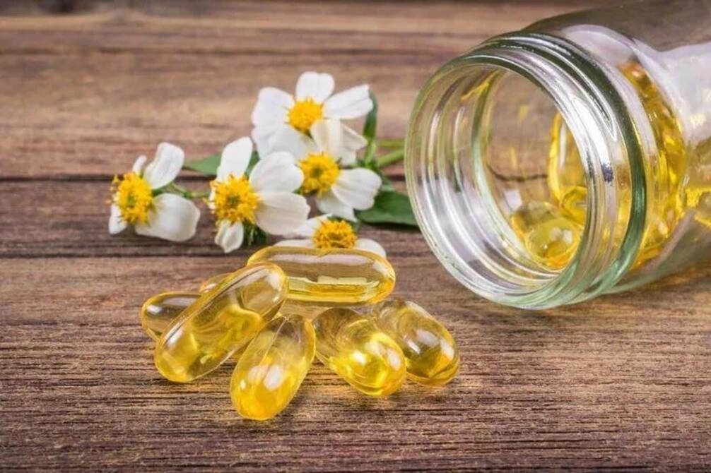Dưỡng da tươi trẻ trắng hồng mà chẳng tốn nhiều tiền nhờ công thức mặt nạ vitamin e đơn giản - 1