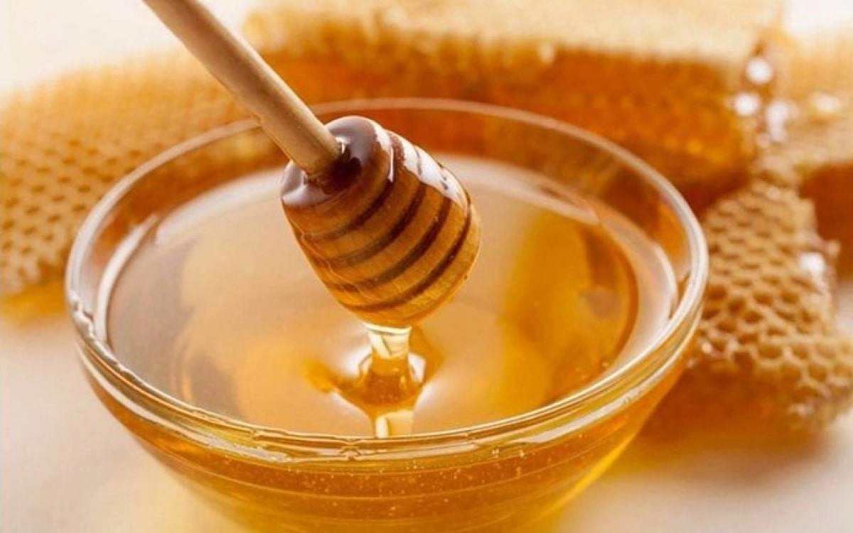 Dưỡng môi đơn giản chẳng tốn nhiều tiền với những cách làm son dưỡng từ nguyên liệu tự nhiên - 1