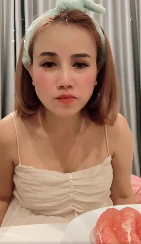 Dv hoàng yến đẹp lại sau khi bị chồng 4 làm gãy mũi tự hào 3 lần làm single mom - 4