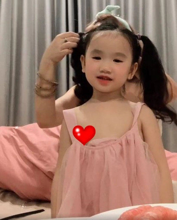 Dv hoàng yến đẹp lại sau khi bị chồng 4 làm gãy mũi tự hào 3 lần làm single mom - 8