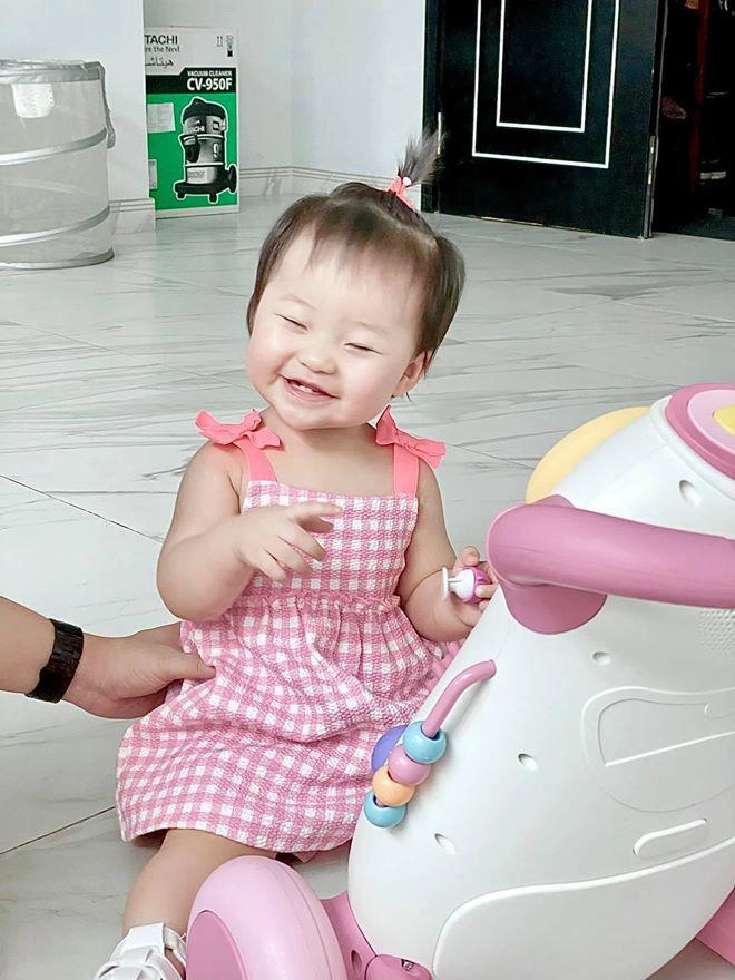 Em gái trấn thành khoe con càng lớn càng xinh hari won bình luận gây chú ý - 8