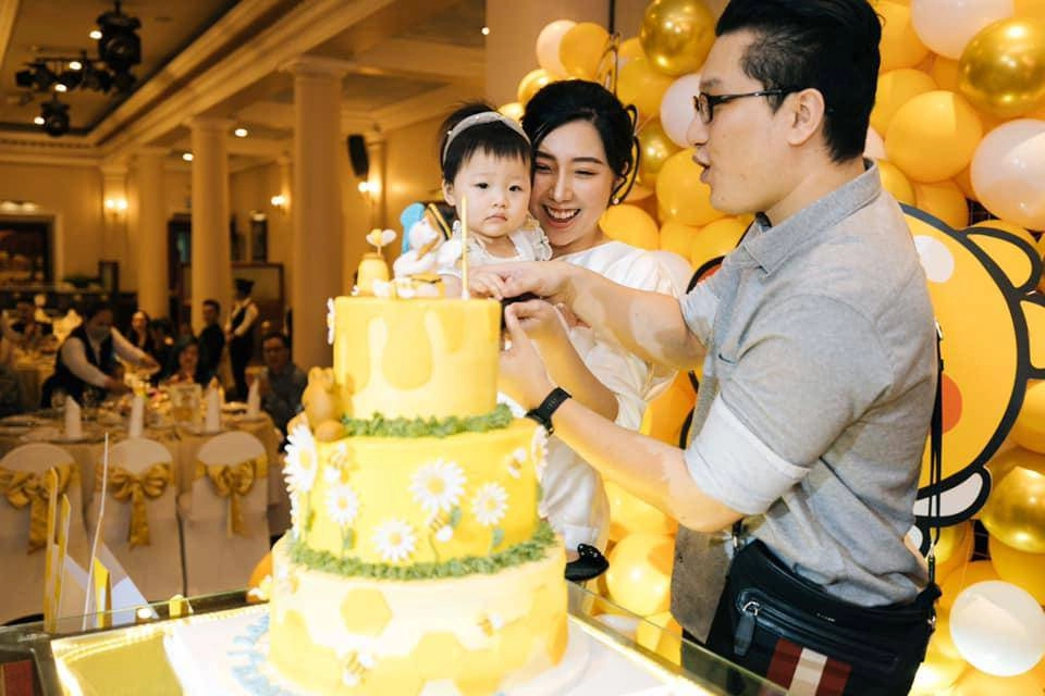 Em gái trấn thành khoe con càng lớn càng xinh hari won bình luận gây chú ý - 9