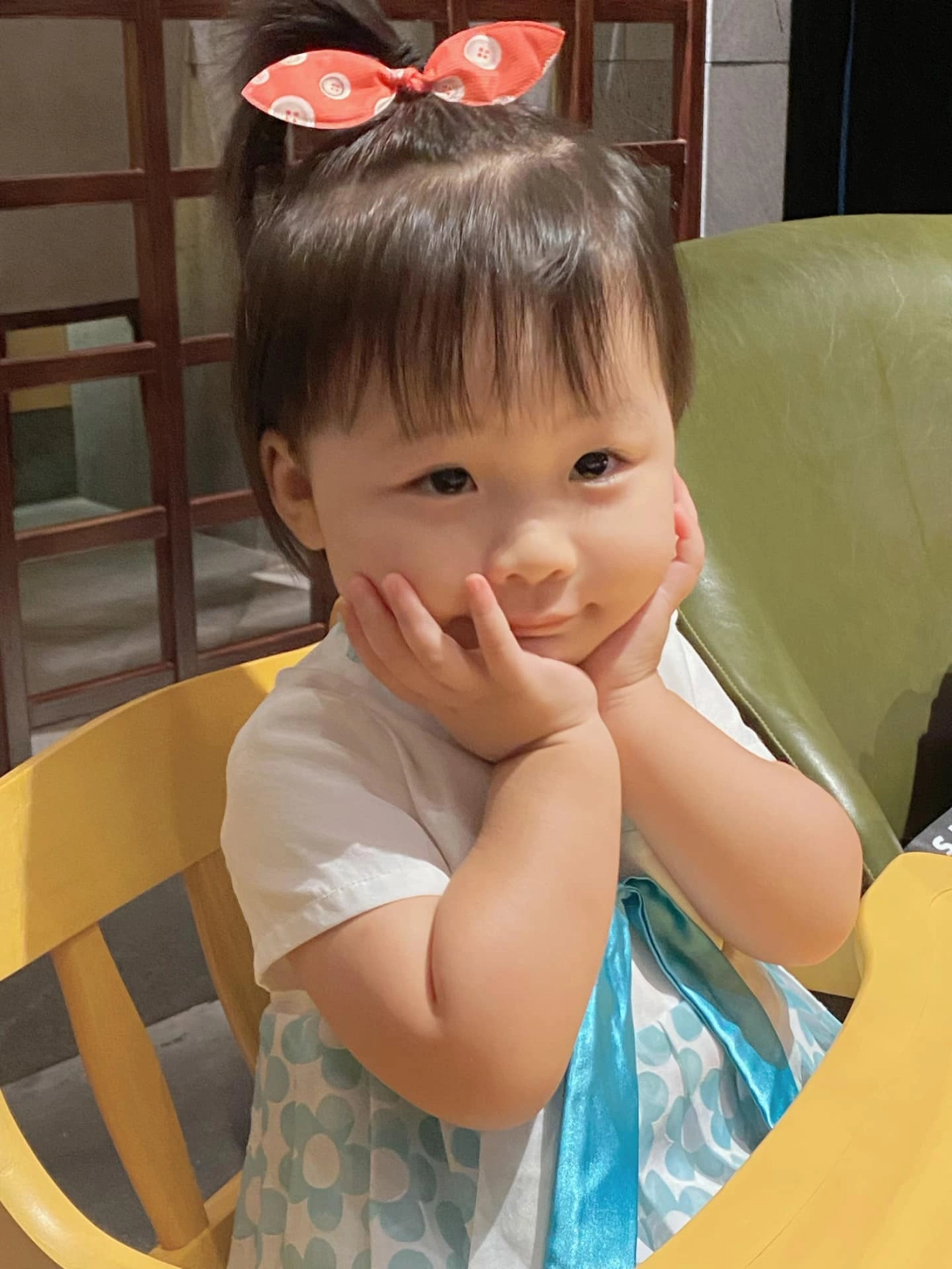 Em gái trấn thành khoe con càng lớn càng xinh hari won bình luận gây chú ý - 11