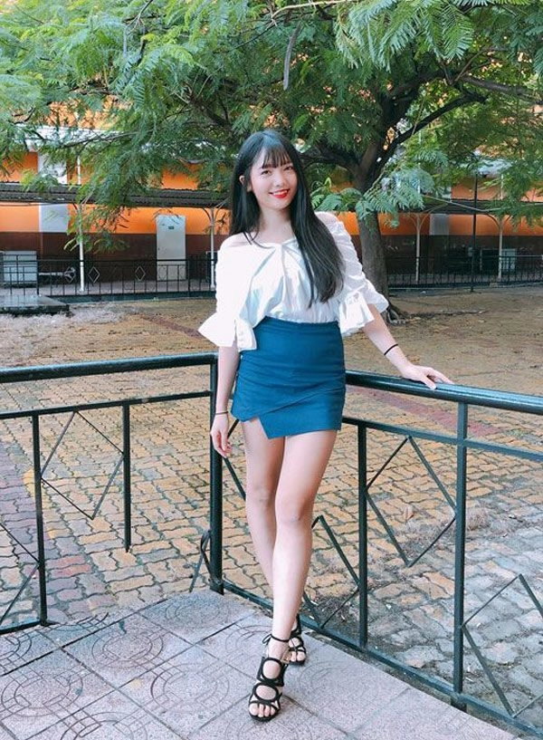 Em gái út của hari won ngày càng xinh đẹp vóc dáng quyến rũ đẫy đà hơn cả chị - 18