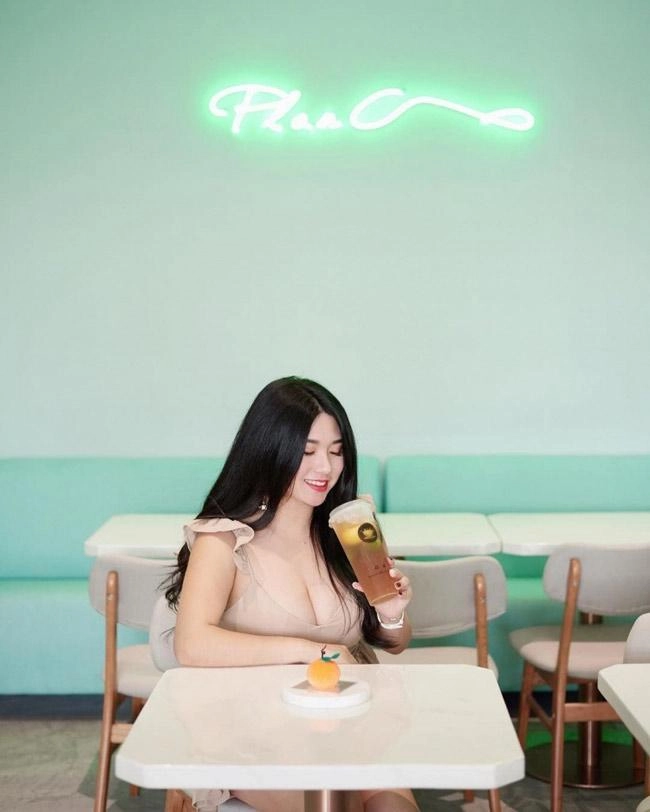 Em trai đi lạc chị gái hotgirl đăng 1 tấm ảnh khiến các chàng trai xếp hàng xin tìm hộ - 15