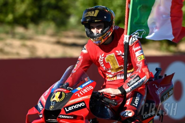 Francesco bagnaia chính thức trở thành nhà vô địch motogp thế giới 2022 - 1