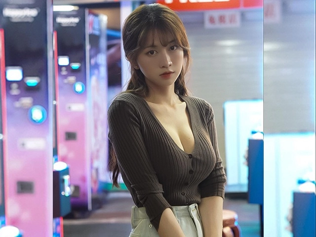 Gái công sở hà nội mạnh dạn mặc 2 mảnh khoe dáng ngờ đâu bị nói làn da kém xinh - 9