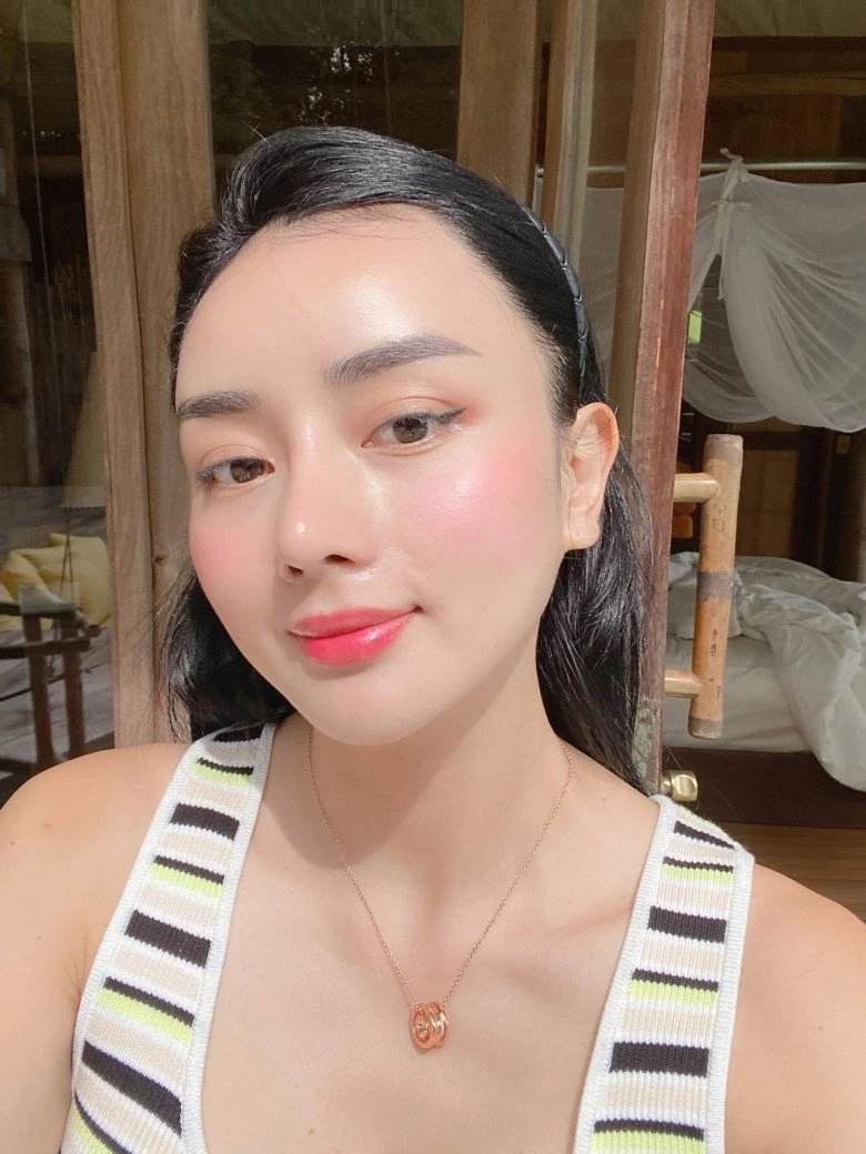 Gái miền tây lấy chồng tỷ phú mách nước trang điểm trong veo dùng son che khuyết điểm mắt - 1