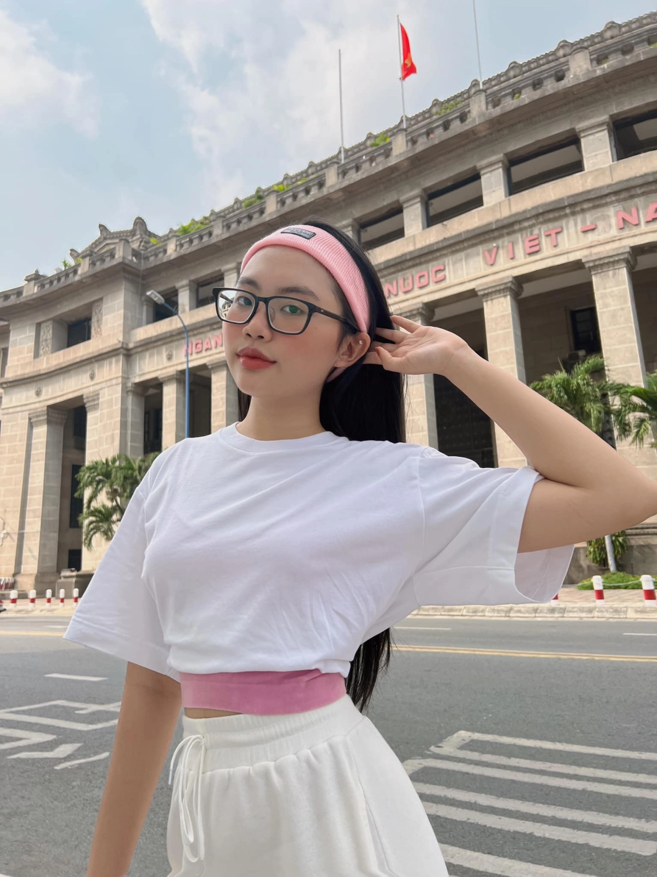 Giảm cân mi nhon phương mỹ chi tự tin diện đồ ngắn nhưng than vì làm đẹp quá cực - 3