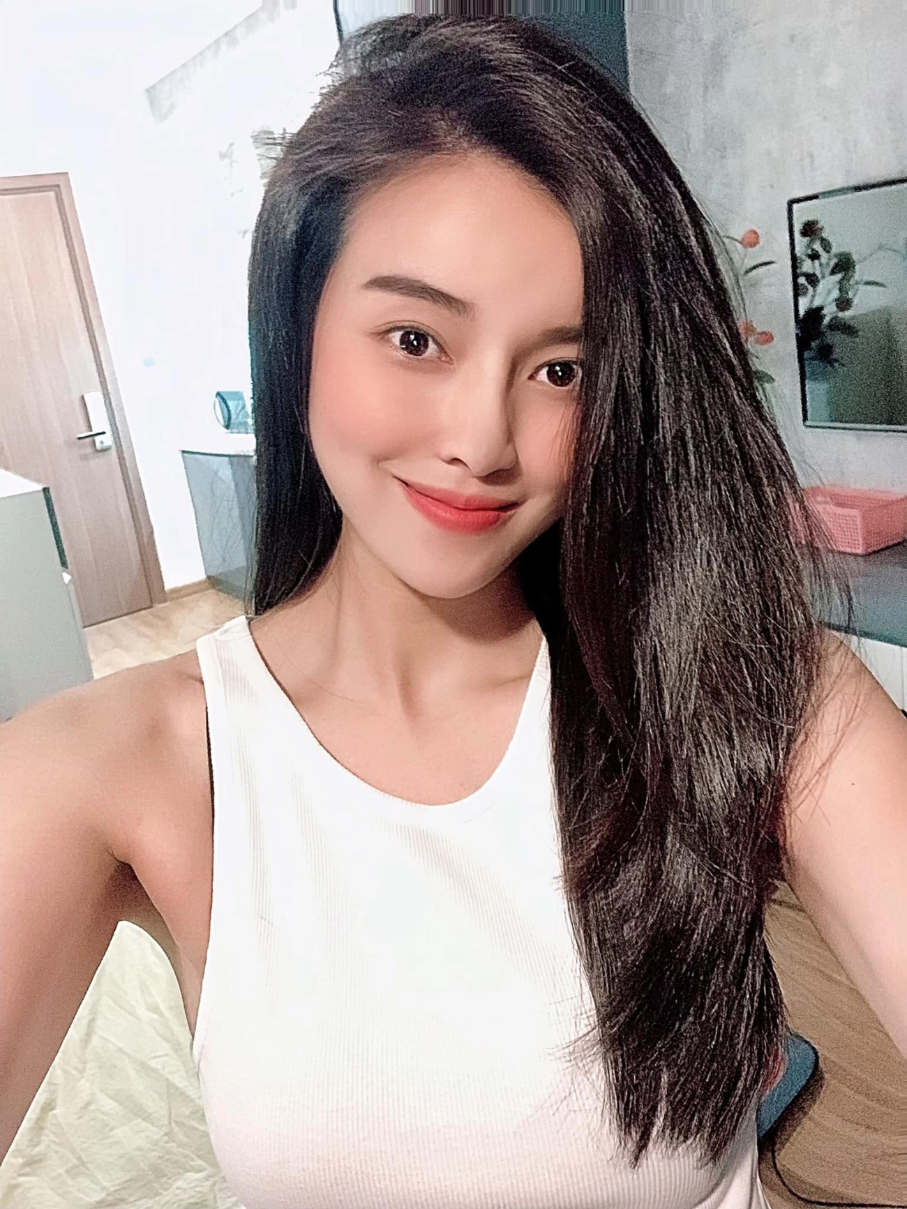 Giữa lúc tình cũ tin đồn cầu hôn cao thái hà body ốm nhom trang điểm sương sương vẫn xinh - 9