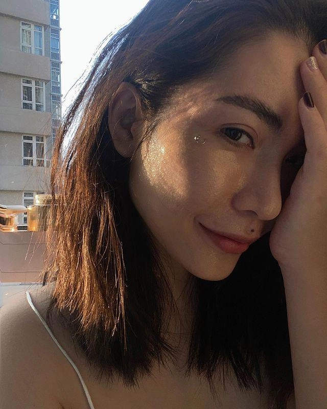 Gọi tên ngôi sao xỏ khuyên bạo nhất người 11 lỗ xỏ người chơi ngông xuyên ngay đầu ngực - 7