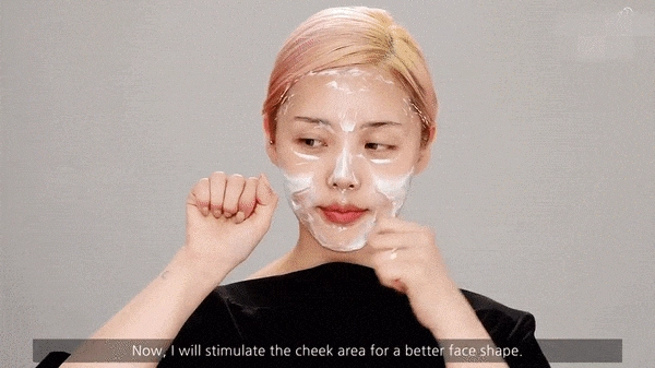 Gộp rửa mặt với massage nâng cơ phù thủy make-up xứ hàn hé lộ làn da u40 như mới 20 - 17