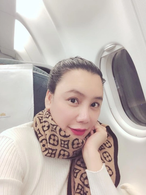 Gương mặt cứng đơ vì phẫu thuật thẩm mỹ không còn hồ quỳnh hương giờ xinh đẹp bội phần - 9