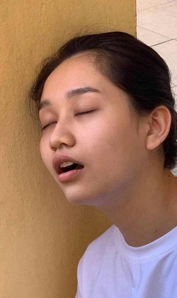 Hà lan mắt biếc khoe mặt mộc đi học quân sự khác lạ nhan sắc còn đẹp như nàng thơ - 4