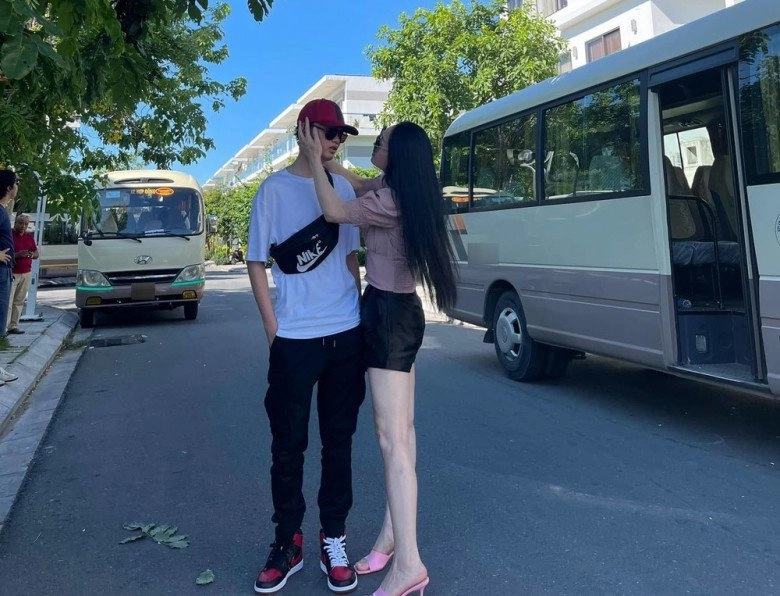 Hai bà cháu người tày khiến ai cũng xuýt xoa cháu xinh như búp bê bà u50 trẻ đẹp đời tư quá nổi bật - 15