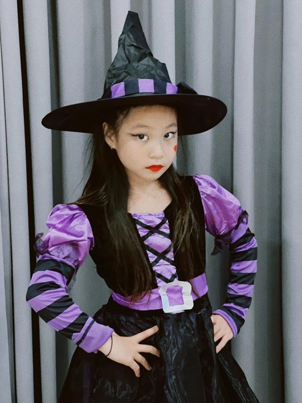 Halloween minh hà trang điểm cho con hết hộp mắt nước lý hải phải dùng than để hoạ mặt - 5