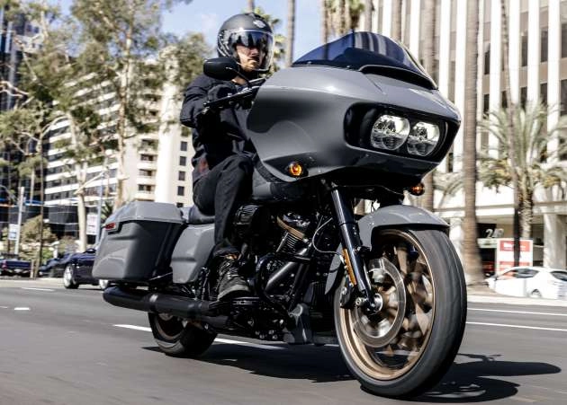 Harley-davidson road glide st street glide st 2022 tiếp tục ra mắt malaysia với giá gần 1 tỷ đồng - 1