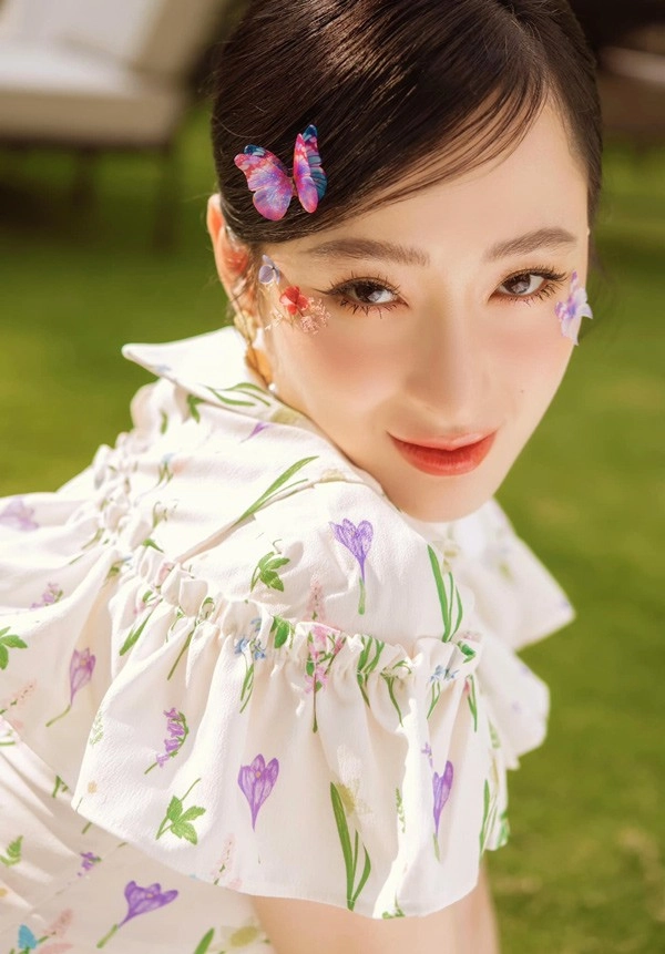 Hậu bị phạt tiền angela phương trinh vẫn makeup tươi tắn khoe nhan sắc rạng rỡ - 19