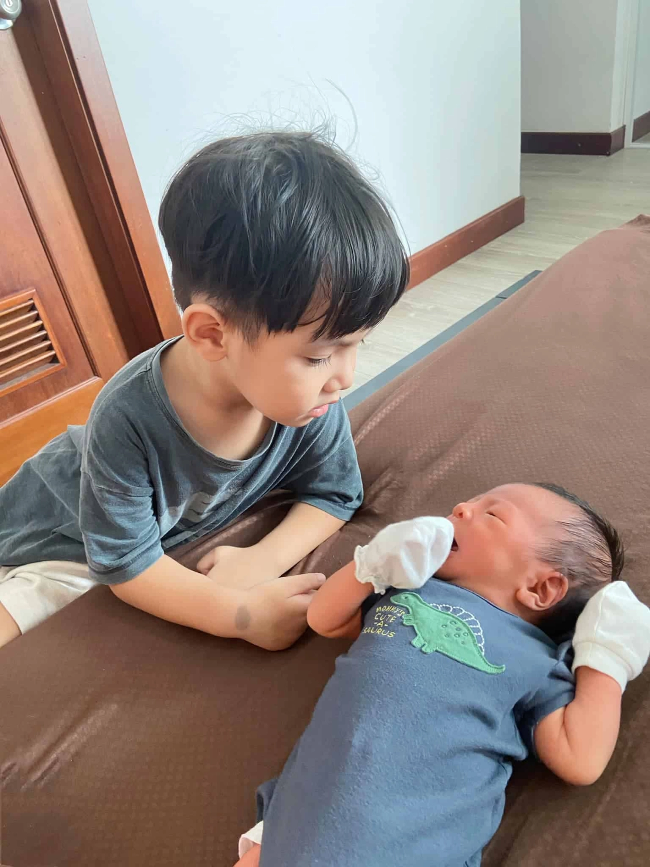 Hết 6 tháng đầu 2021 showbiz việt đã đón 5 trâu vàng bé nào cũng xinh xắn đáng yêu - 4