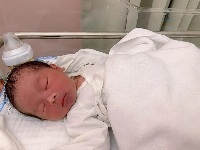 Hết 6 tháng đầu 2021 showbiz việt đã đón 5 trâu vàng bé nào cũng xinh xắn đáng yêu - 22