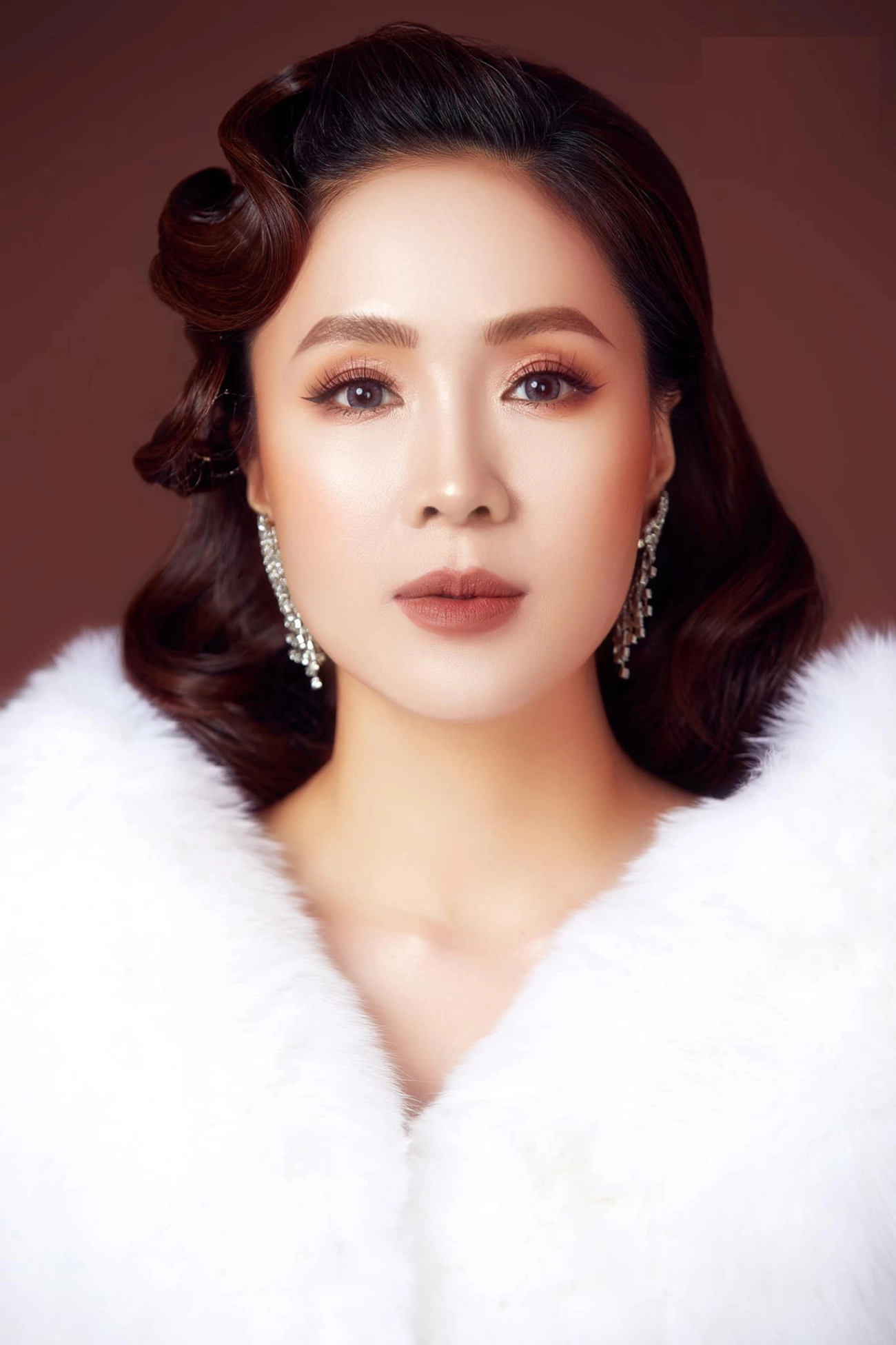 Hiếm hoi hồng diễm hoạ mặt thành bad girl quầy bar sang chảnh hồng đăng liền vào bóc phốt - 13