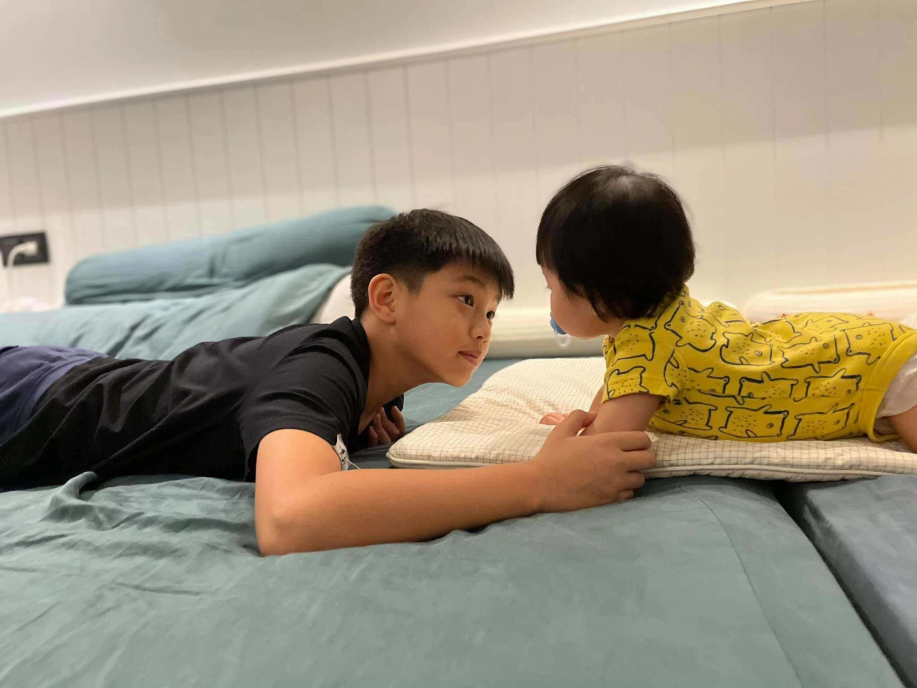 Hình 2 con đăng ở fanpage lạ không xin phép câu nói của cường đôla khiến ai nấy giật mình - 10