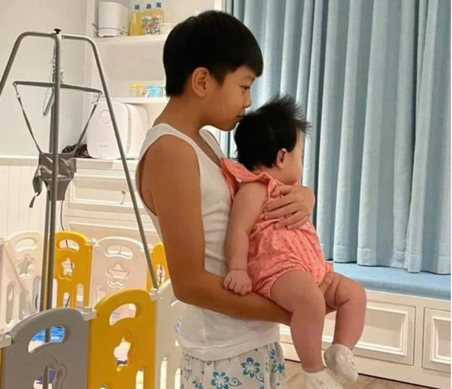 Hình 2 con đăng ở fanpage lạ không xin phép câu nói của cường đôla khiến ai nấy giật mình - 18