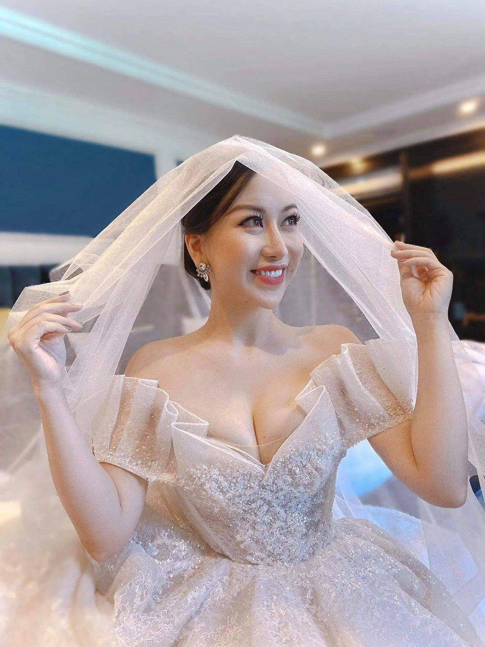 Hớ hênh lộ cả bầu ngực nhưng 3 hotgirl việt được khen hết lời vì cho con bú quá đẹp - 5
