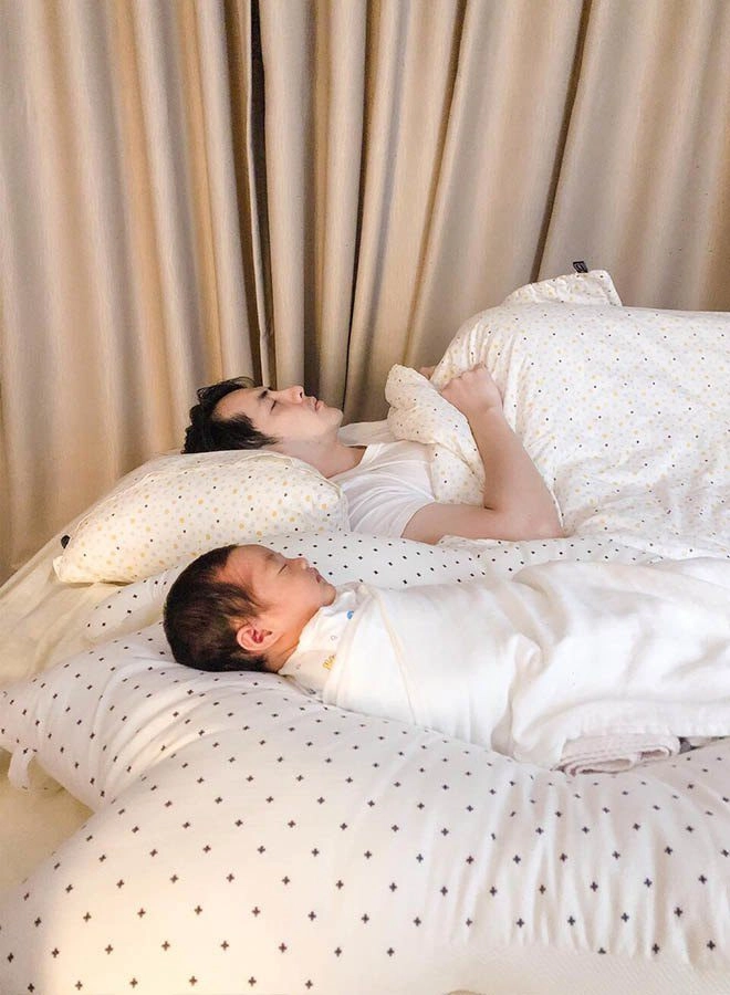 Hồ ngọc hà thúy diễm vắng nhà nhận tin nhắn bảo mẫu cao cấp ở nhà chăm con mà bất ngờ - 9