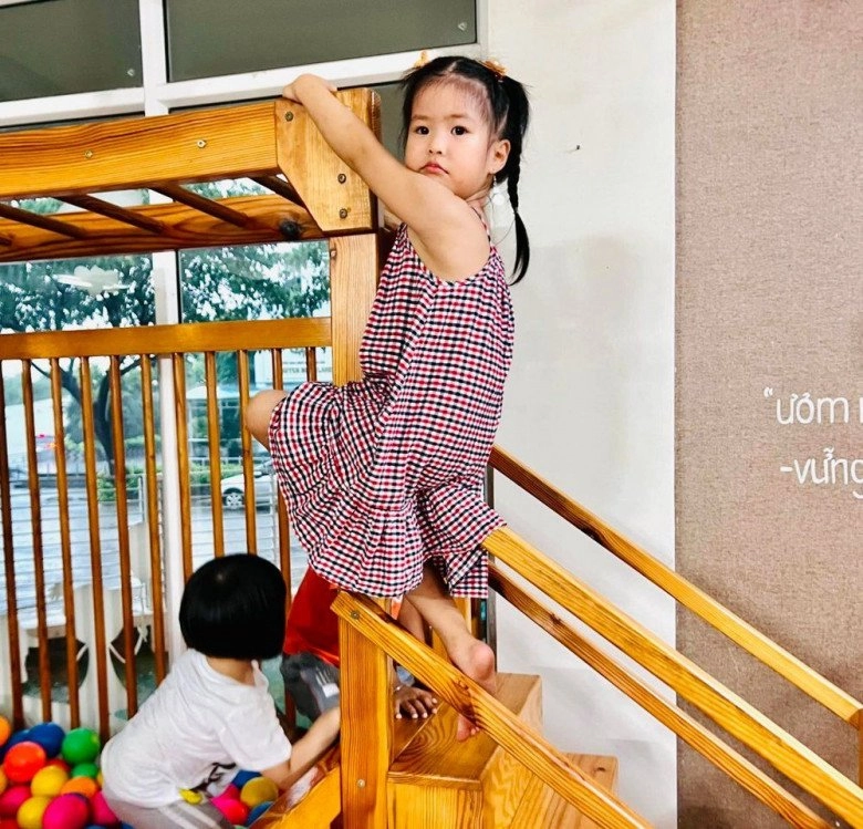 Hồ ngọc hà trường giang chịu khổ chiều con nghịch ngợm chưa bằng phu nhân tgđ tập đoàn nghìn tỷ - 11