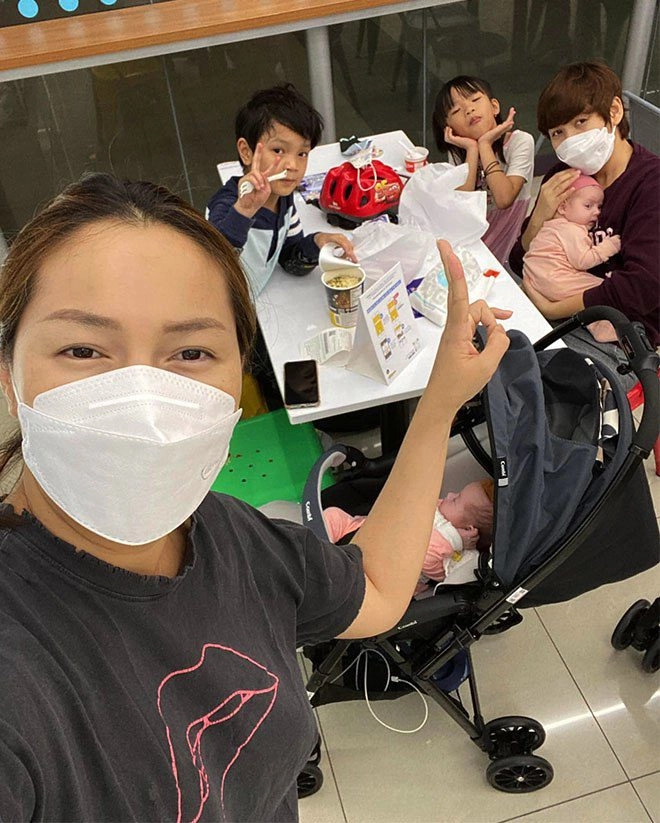 Hoa hậu ăn chơi nhất việt nam làm mẹ đơn thân ngỏ ý xin giống để có thêm con gái - 11