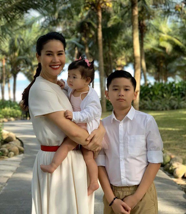 Hoa hậu ăn chơi nhất việt nam làm mẹ đơn thân ngỏ ý xin giống để có thêm con gái - 16