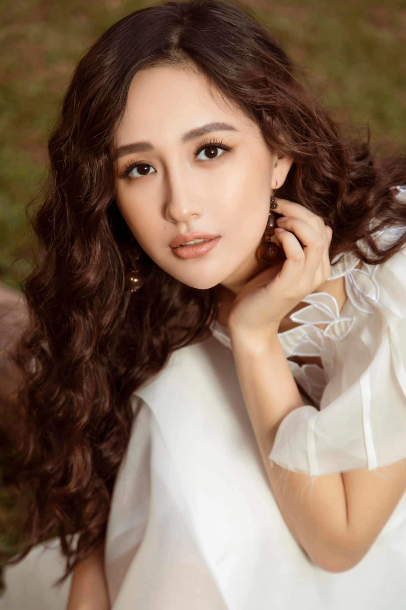 Hoa hậu dao kéo sau đăng quang kỳ duyên đứng thứ nhất - 16
