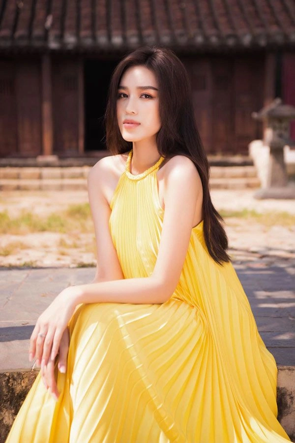 Hoa hậu đỗ hà bật khóc khi xa ba mẹ trong ngày lên đường chinh chiến tại miss world - 17