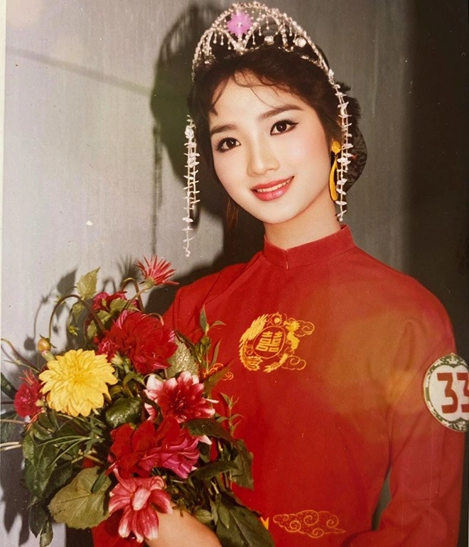 Hoa hậu kỳ lạ nhất vn có con 20 năm mới nhận bố đứa trẻ là chủ tịch tập đoàn - 1