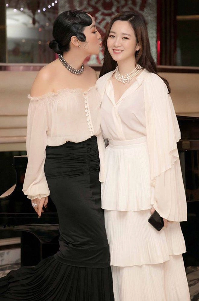 Hoa hậu kỳ lạ nhất vn có con 20 năm mới nhận bố đứa trẻ là chủ tịch tập đoàn - 10