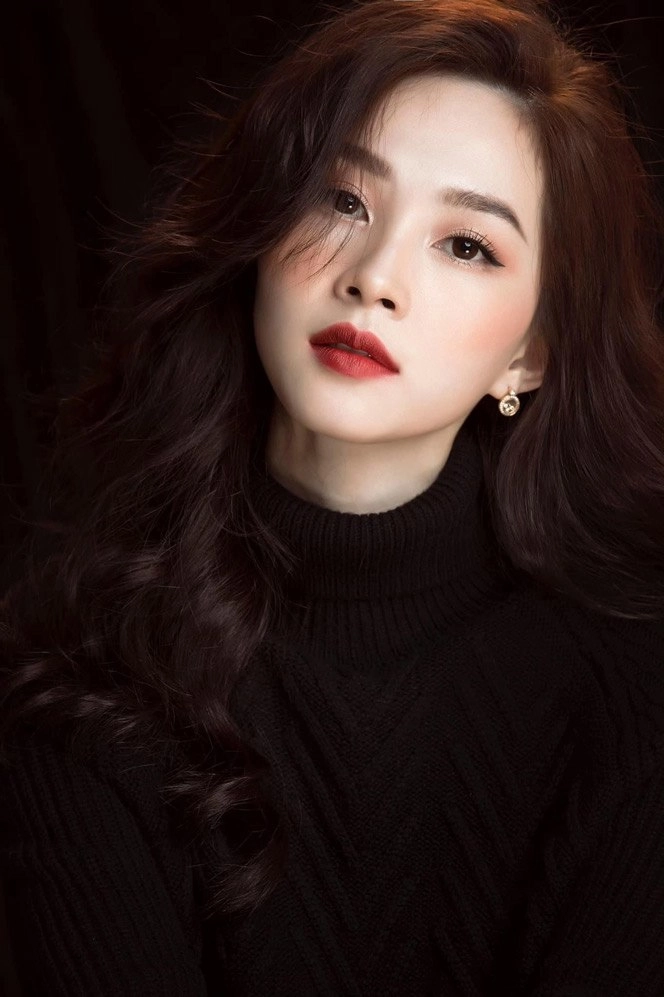 Hoa hậu nhan sắc đẹp như thần tiên tin đồn thẩm mỹ chưa kịp chớm đã bị dập nhanh - 15