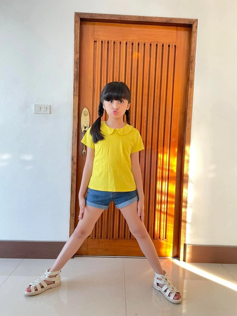 Hoa hậu nhí 12 tuổi bị chê trang điểm quá đậm xem ảnh tẩy trang ai cũng bối rối - 10