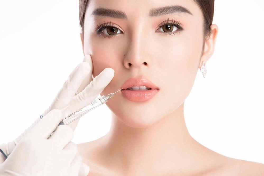 Hoa hậu như kỳ duyên cũng phải tiêm chích thứ này vào mặt để đẹp mãi theo thời gian - 13