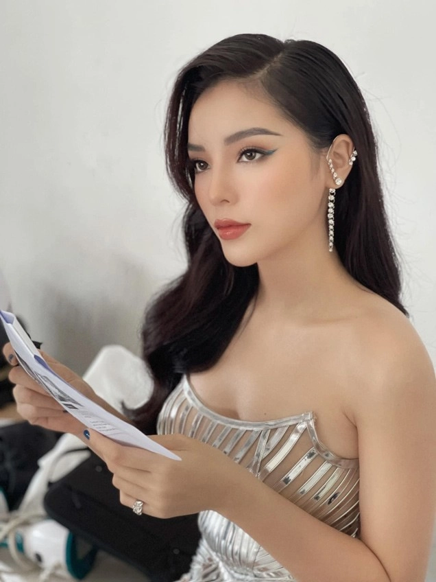 Hoa hậu như kỳ duyên cũng phải tiêm chích thứ này vào mặt để đẹp mãi theo thời gian - 17