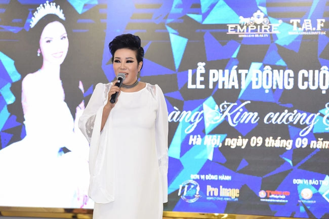 Hoa hậu phụ nữ sắc đẹp phạm anh thư cuốn hút tại hà nội - 8
