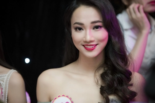 Hoa hậu việt nam 2016 mòn mắt trước vẻ gợi cảm của 30 thí sinh đẹp nhất cuộc thi - 11