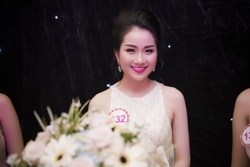 Hoa hậu việt nam 2016 mòn mắt trước vẻ gợi cảm của 30 thí sinh đẹp nhất cuộc thi - 12