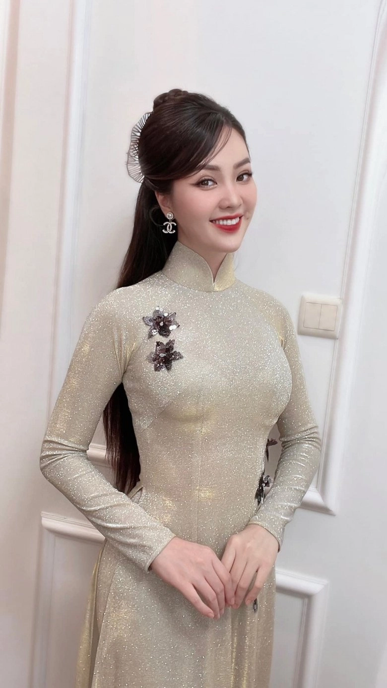 Hoa khôi nhà đài - thụy vân lên đồ cưỡi ngựa không cầu kì vẫn sang xịn chuẩn quý tộc - 8